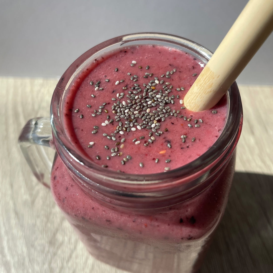 Beeren-Smoothie mit Chia-Samen KIANO