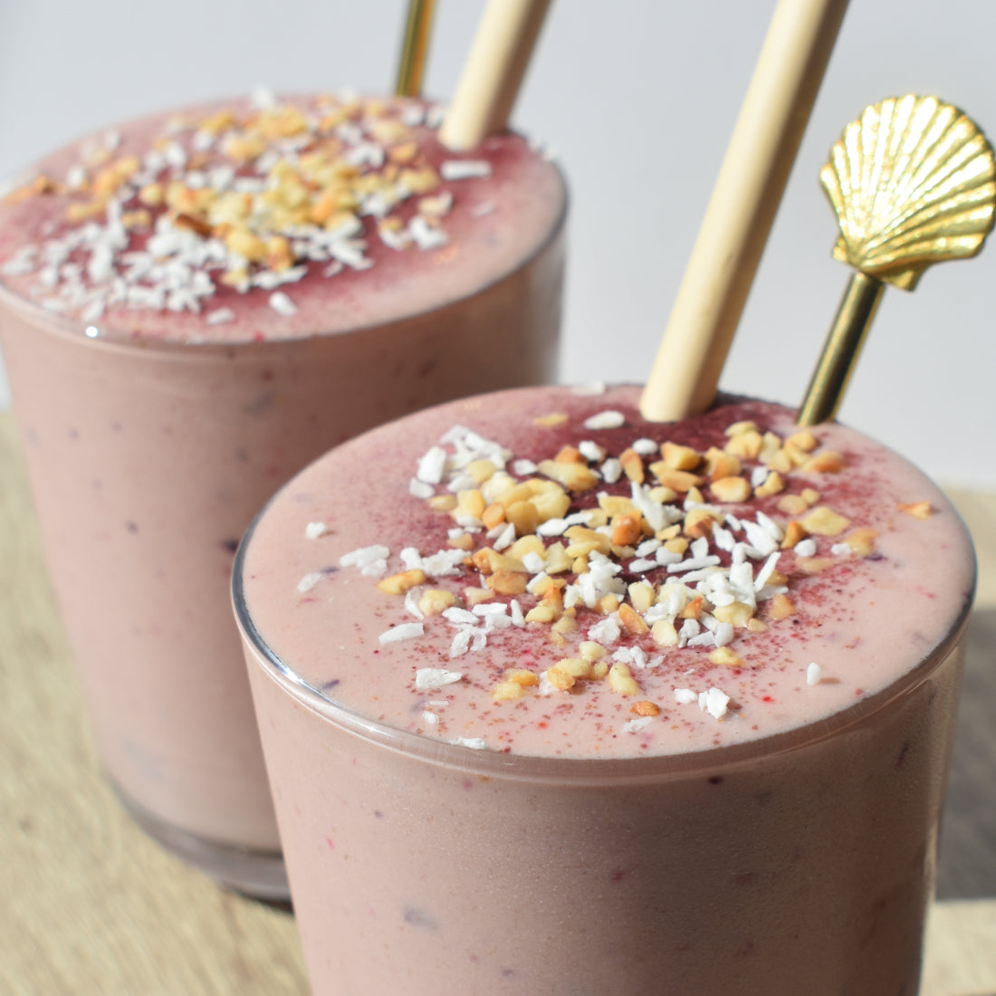 Köstlicher, mit Kollagen angereicherter Smoothie für die Gesundheit von Haut und Gelenken KIANO